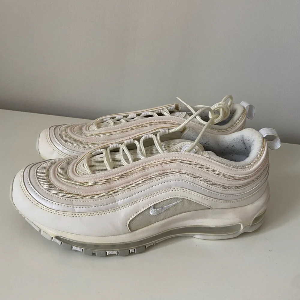 Nike Air Max 97 Womens Size 10.5 Running Sneakers White Pure Platinum 921733-100